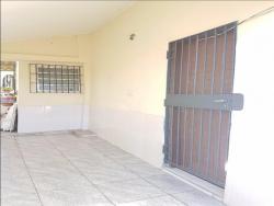 Casa para Venda em Peruíbe - 2